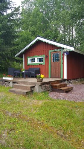 Hiking Cabin