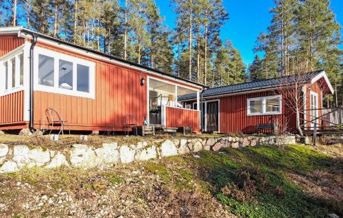 Gorgeous Home In Mariannelund With House Sea View